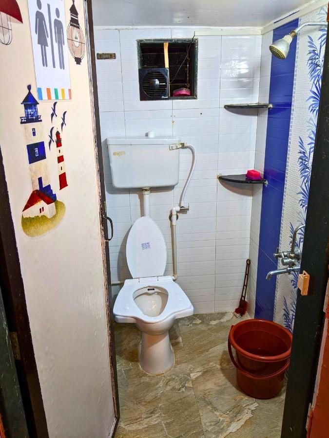 Awaara Backpackers Hostel, Alībāg Ngoại thất bức ảnh